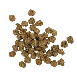 Detalle de balls de ternera y calostro, snack natural para perros de DoggyCraft