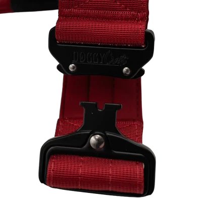Detalle del arnés táctico Velvet de DoggyCraft