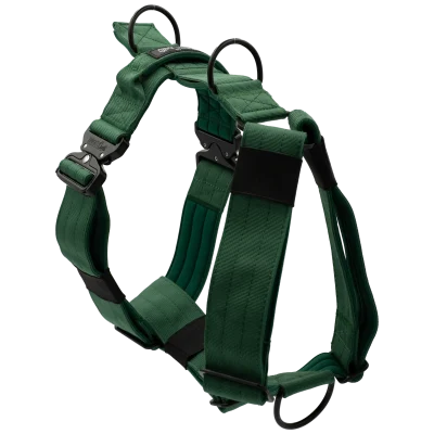 Arnés táctico Forest de DoggyCraft para perros, verde bosque liso con herrajes negros, con anilla frontal antitirones y asa de emergencia