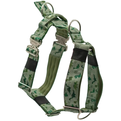 Arnés táctico Jurassic de DoggyCraft para perros, estampado de dinosaurios en tonos verdes, con anilla frontal antitirones y asa de emergencia