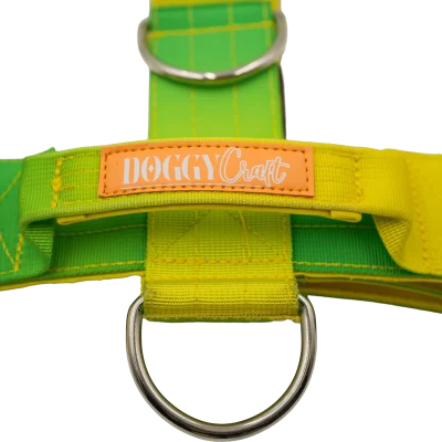 Detalle del arnés táctico Limoncello de DoggyCraft