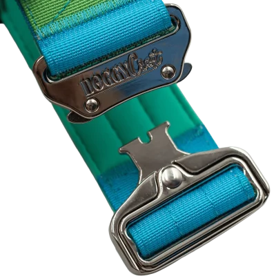 Detalle del arnés táctico Savage de DoggyCraft